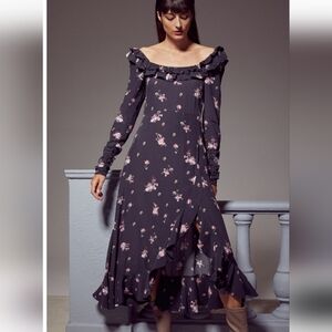 H&M Long Sleeve Vintage Maxi Black Floral Dress. Size S (4). Excellent Condition